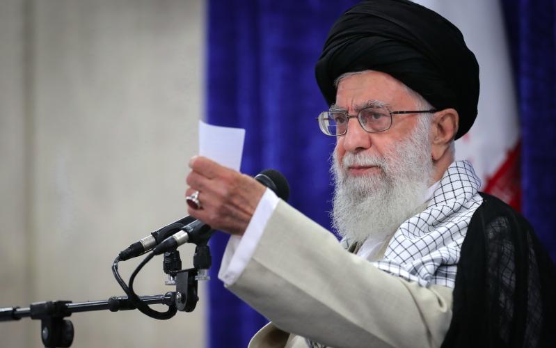 Аятолла Хаменеи: войны не будет, переговоров тоже не будет