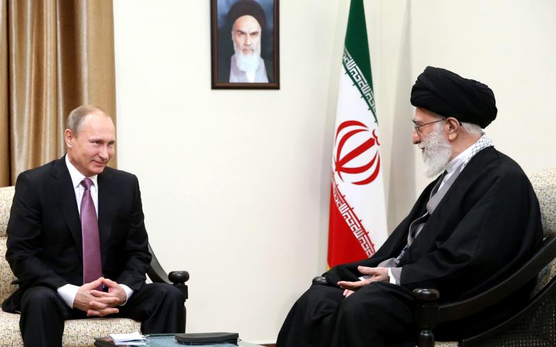 Президент России встретился с великим лидером Исламской революции