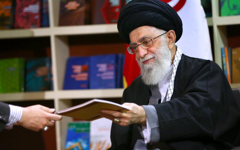 Аятолла Хаменеи: хорошие романы российских писателей обычно искусно отражают реальную действительность жизни