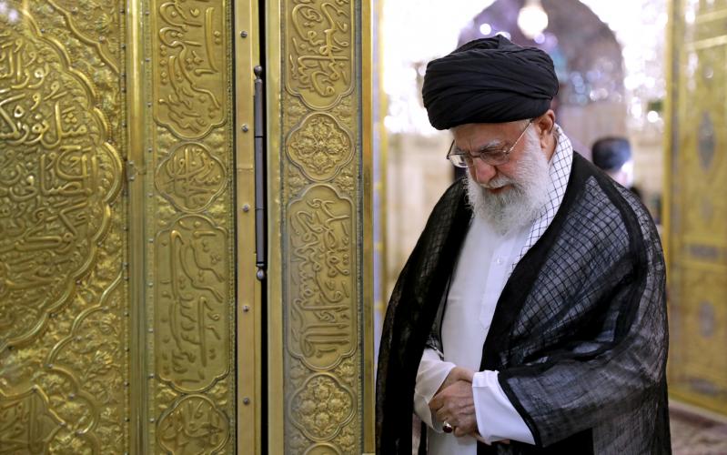 Аятолла Хаменеи: служение Имаму Реза – самая большая честь