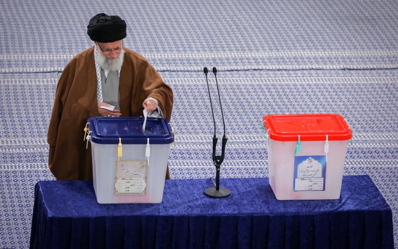 Участие лидера Исламской революции в выборах в парламент и Совет экспертов шариата