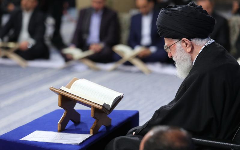 Церемония чтения Корана при участии аятоллы Хаменеи в онлайн режиме