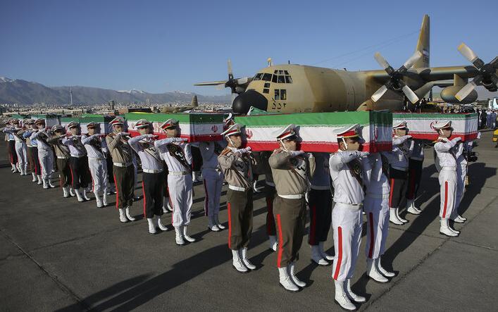 Соболезнование аятоллы Хаменеи в связи с мученической смертью группы моряков армии ИРИ