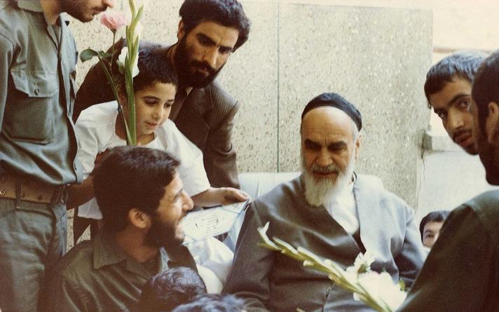 Непревзойдённая роль Имама Хомейни в навязанной Ирану Саддамом войне