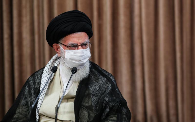 Аятолла Хаменеи: в День Арбаина выразите свою любовь и почтение Имаму Хусейну из своих домов 