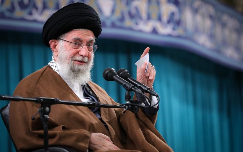 Аятолла Хаменеи: в ожесточённой войне между истиной и ложью следует задаться вопросом: а где находимся мы в этой битве?