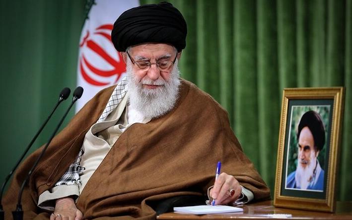 Великий лидер Исламской революции одобрил амнистию осужденных