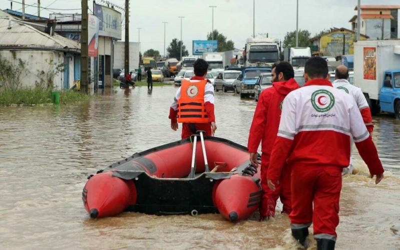 Аятолла Хаменеи выразил сострадание пострадавшим от наводнения и распорядился принять необходимые меры