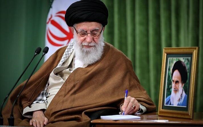 Великий лидер Исламской революции одобрил амнистию ряда осужденных