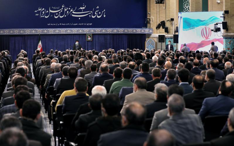 Встреча предпринимателей, производителей и специалистов наукоемких компаний с аятоллой Хаменеи