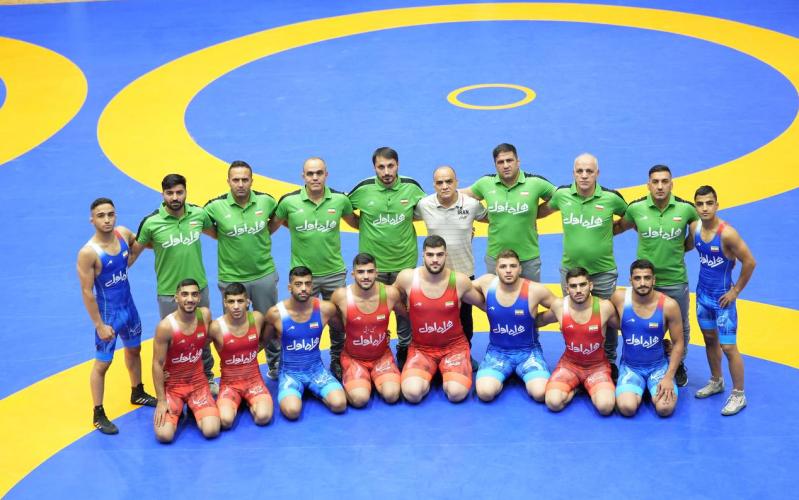 Аятолла Хаменеи поблагодарил национальные сборные Ирана по спортивной борьбе на чемпионатах мира среди молодежи и подростков